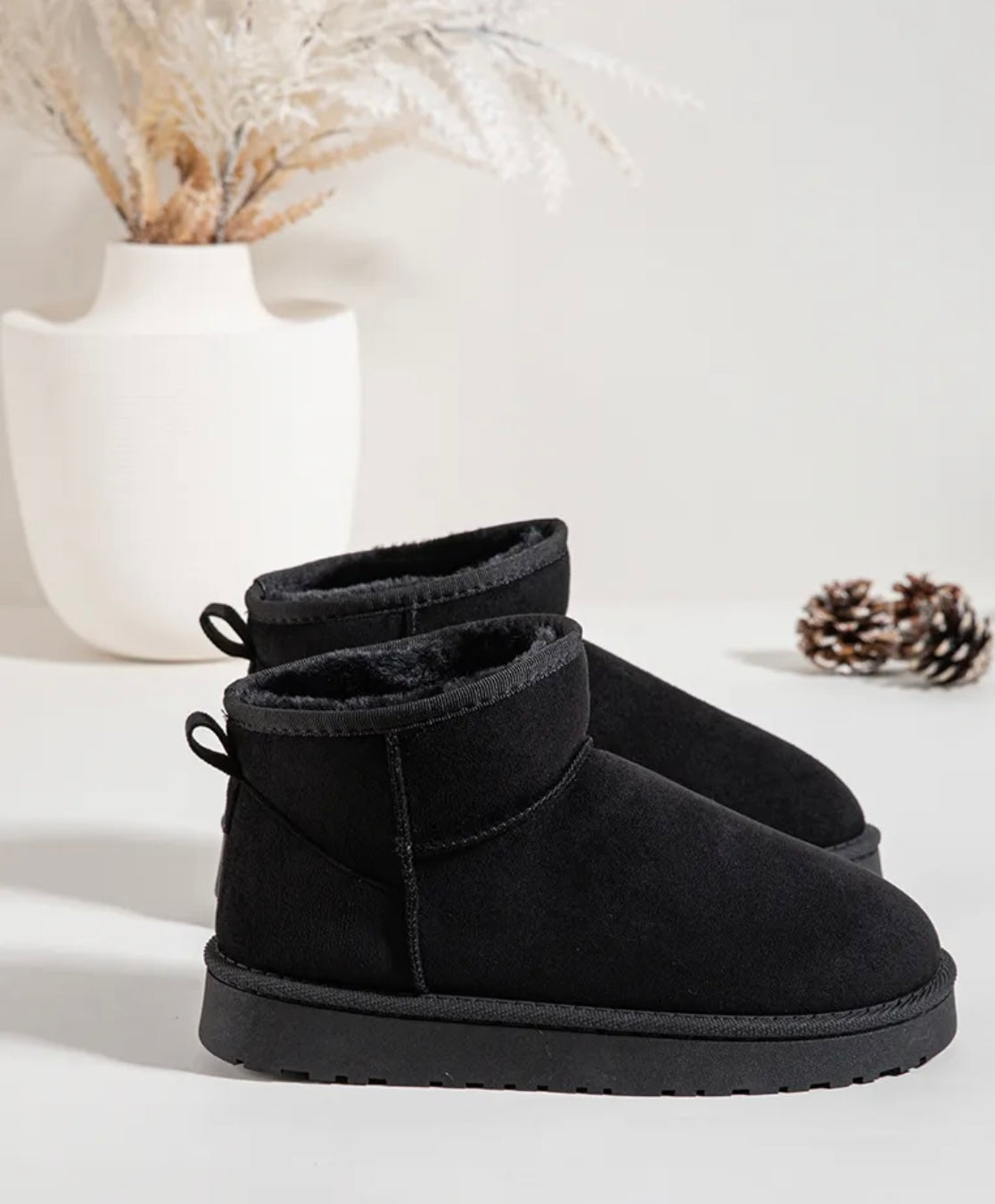 Bottines fourrées couleur noire