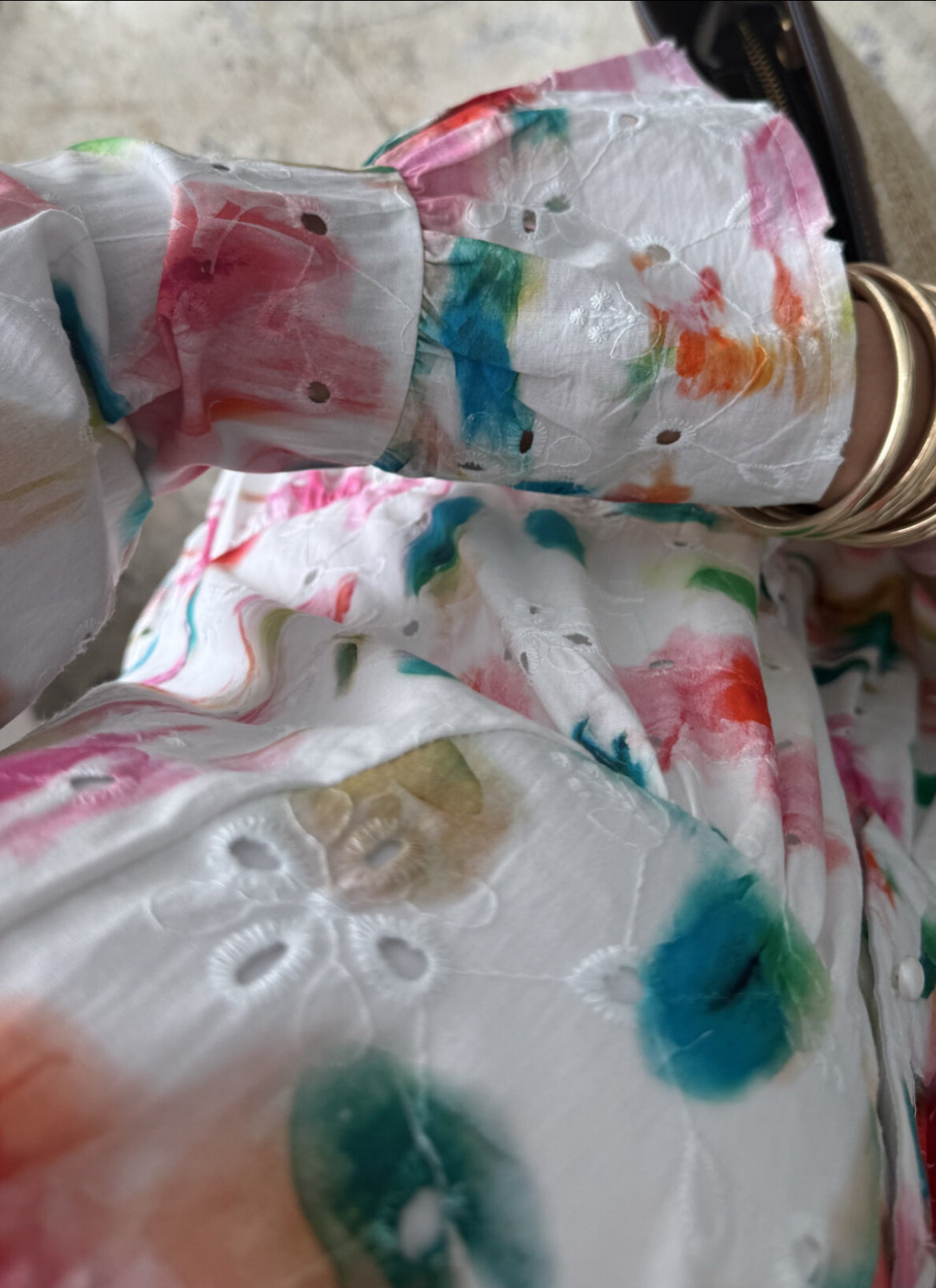 Robe avec broderies anglaises