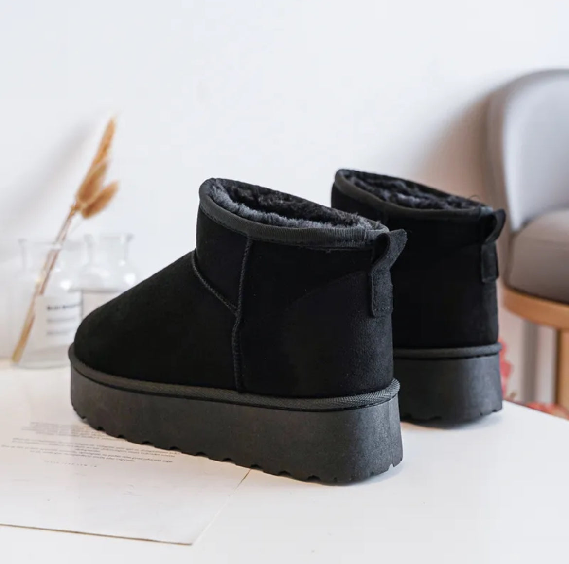 Bottines fourrées couleur noire