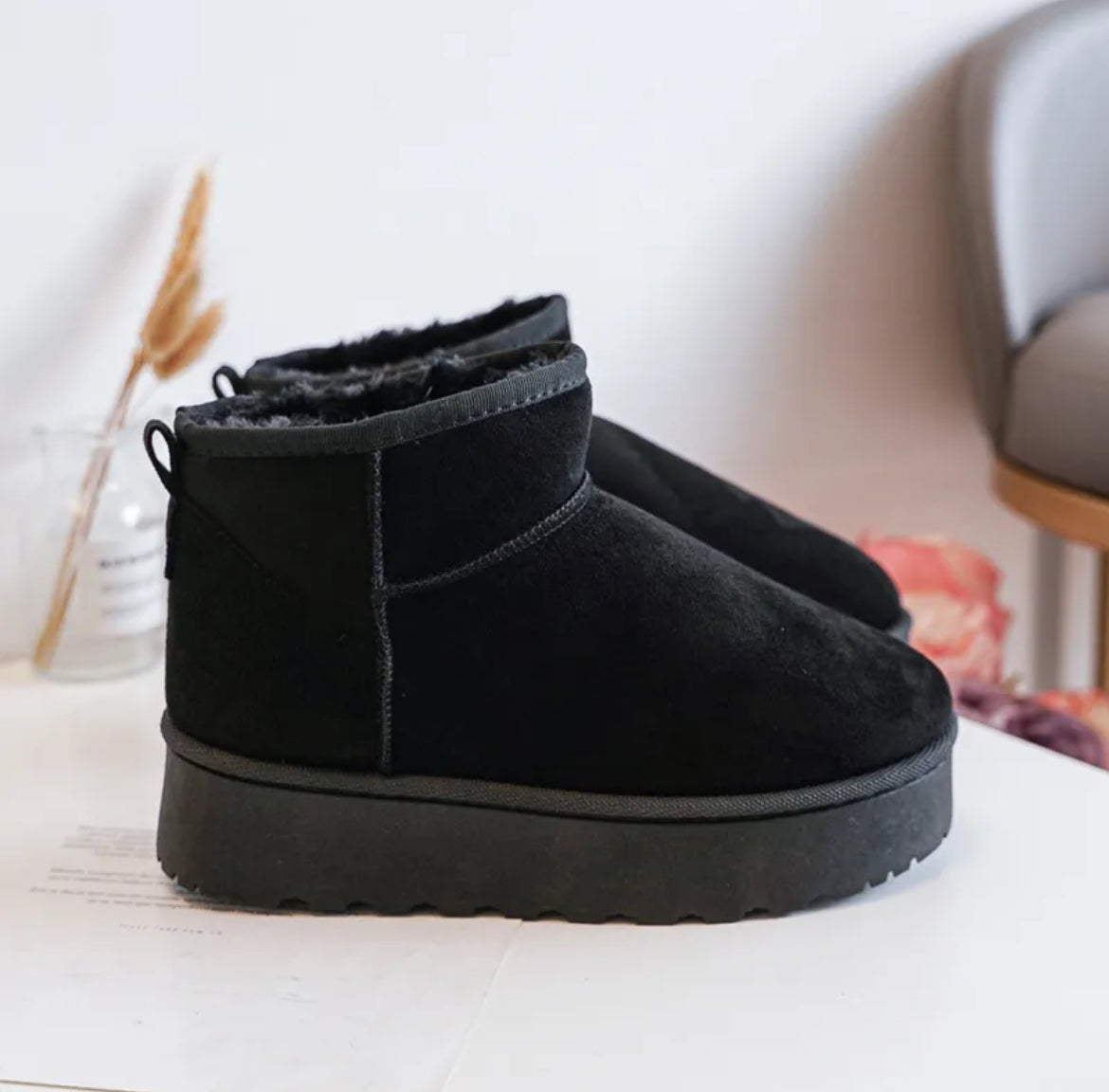 Bottines fourrées couleur noire