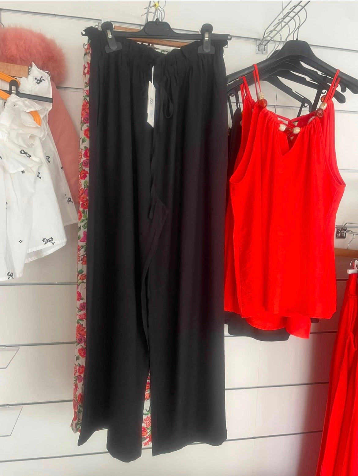 Pantalon fluide noire avec poches