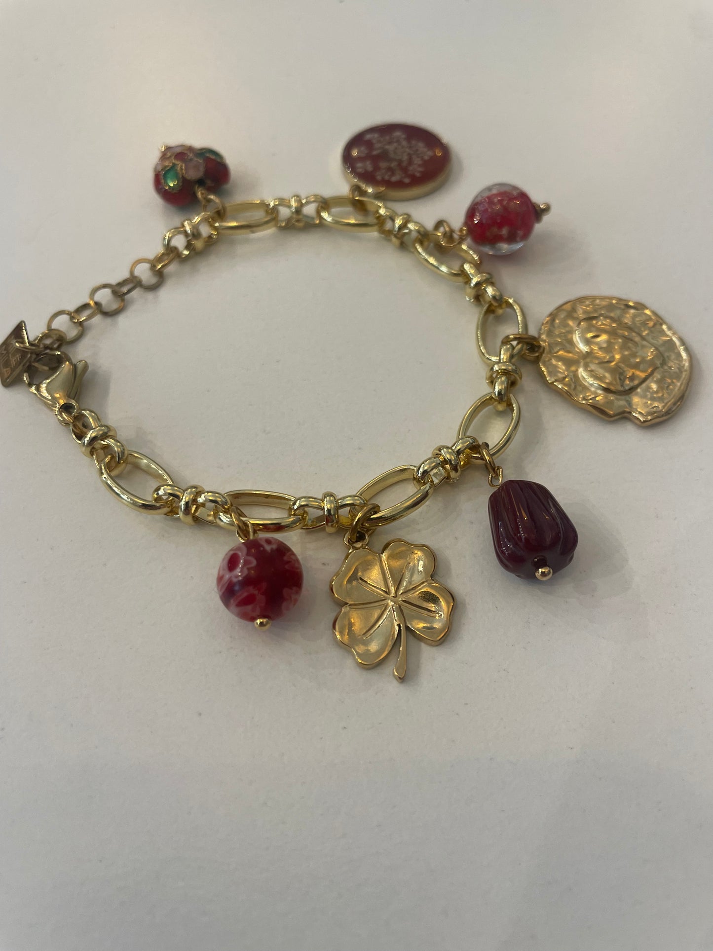 Bracelet à breloques fleurs séchées