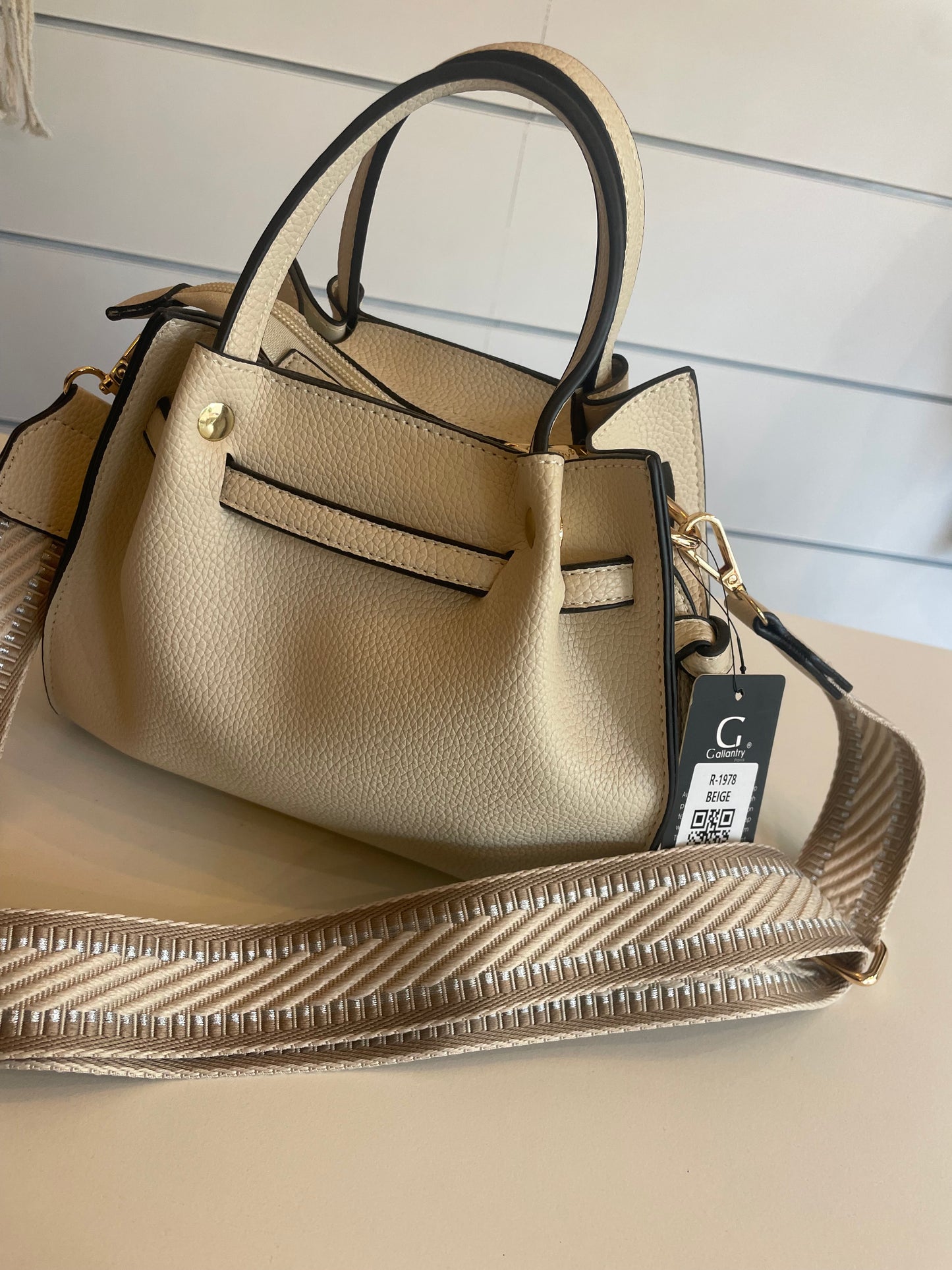 Sac à main avec anse large originale