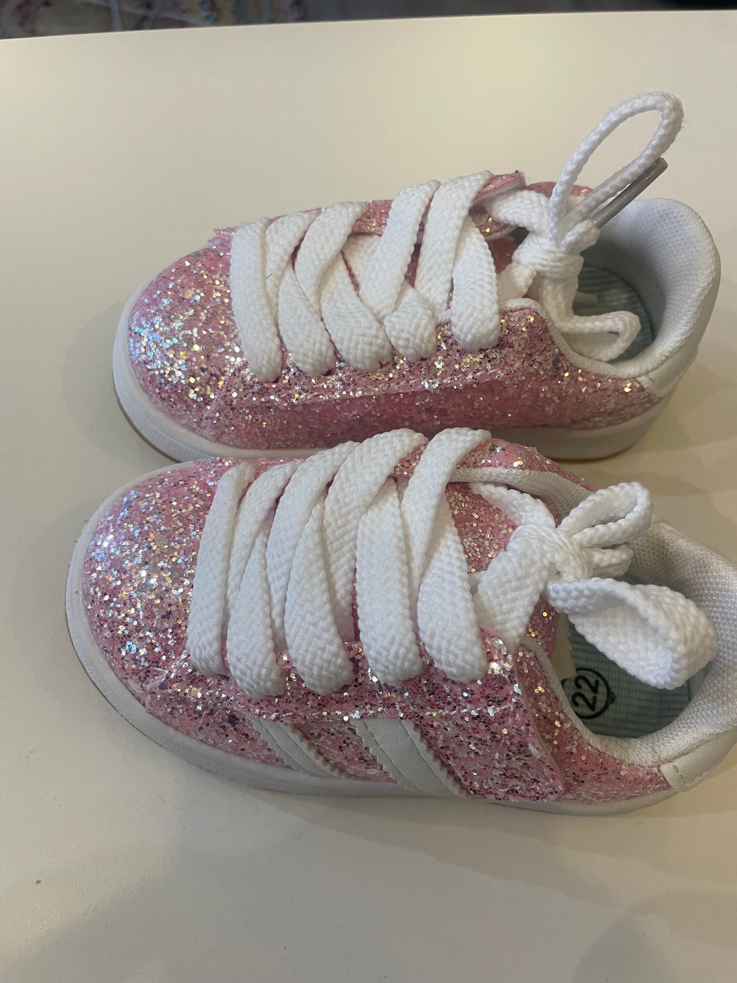 Baskets paillettes à scratch