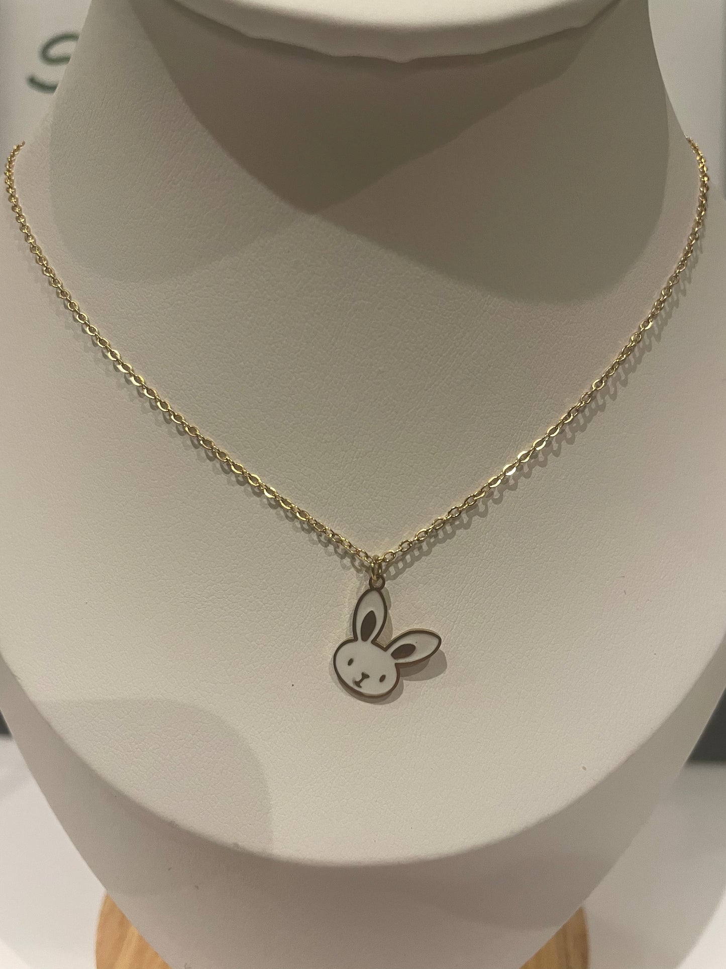 Collier enfant avec médaillon Little  Milë Mila