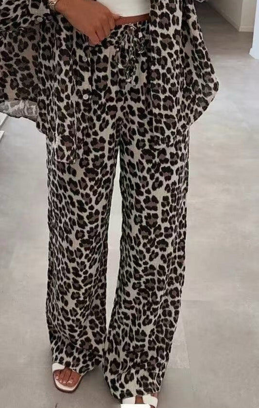 Pantalon léopard avec poches gaz de coton