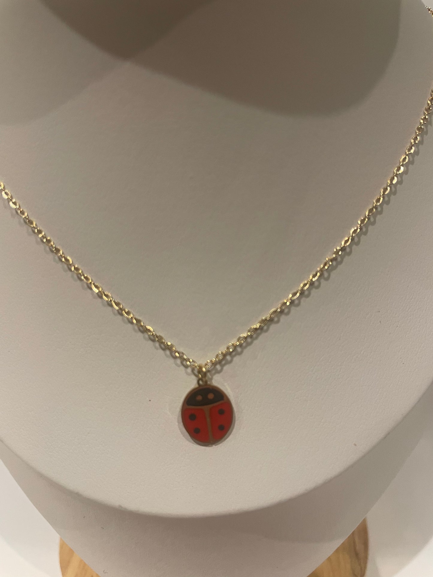 Collier enfant avec médaillon Little  Milë Mila