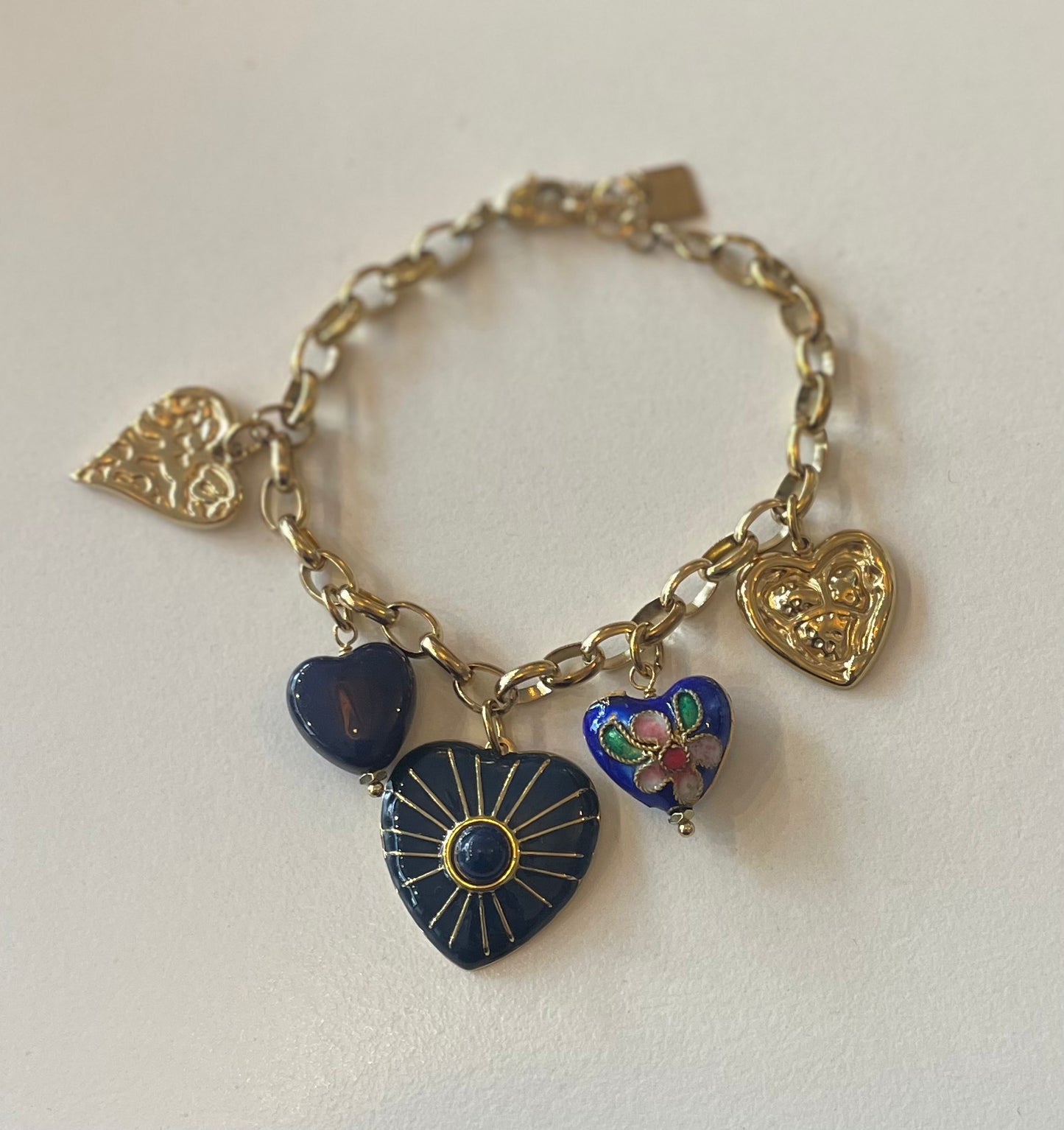 Bracelet à breloques ton bleu /0r