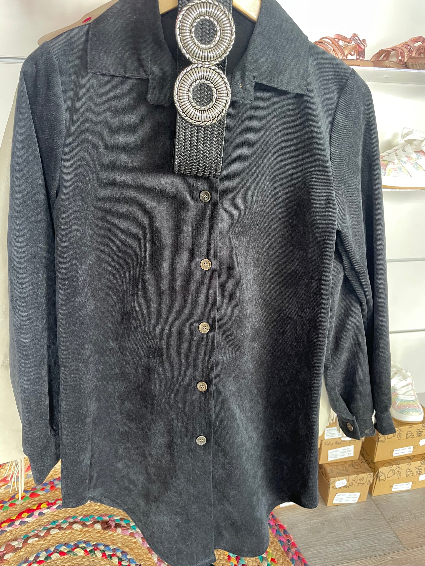 Chemise velours noire sans ceinture