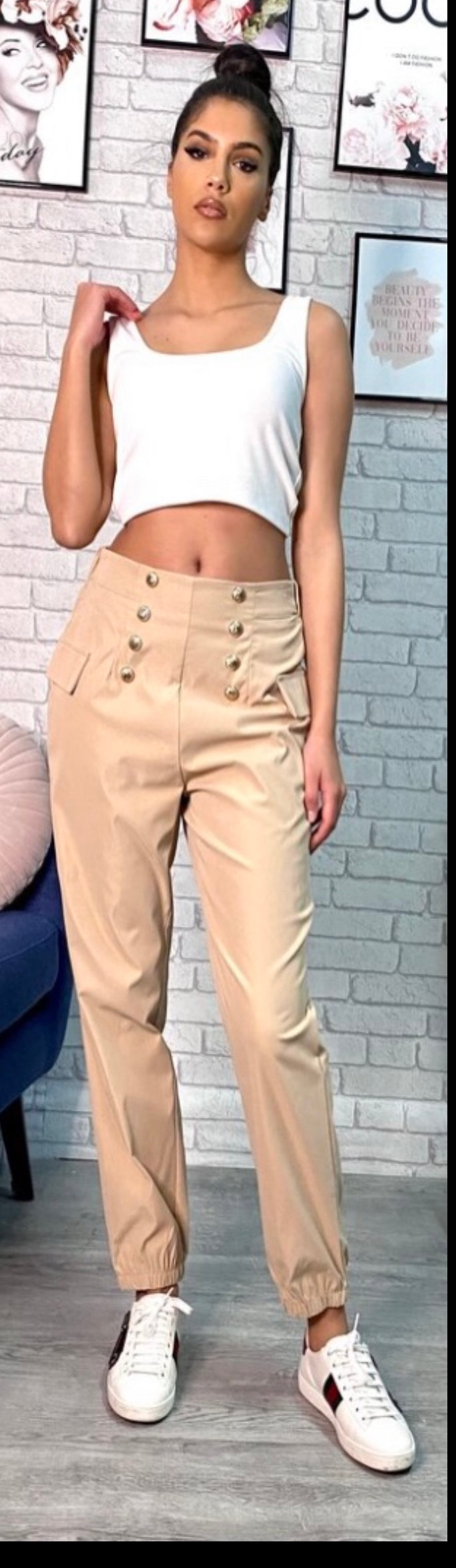 Pantalon beige cargo bouton officier