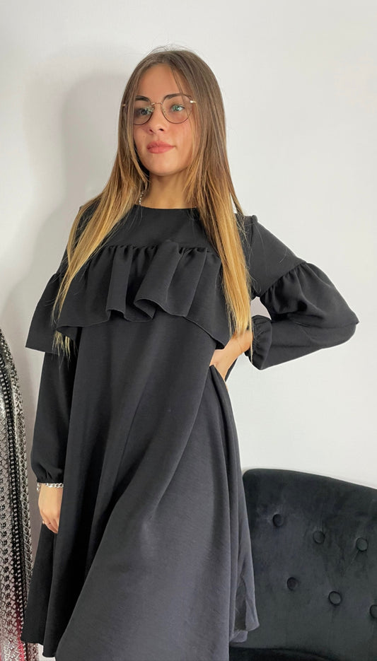 Robe noire classe et chic